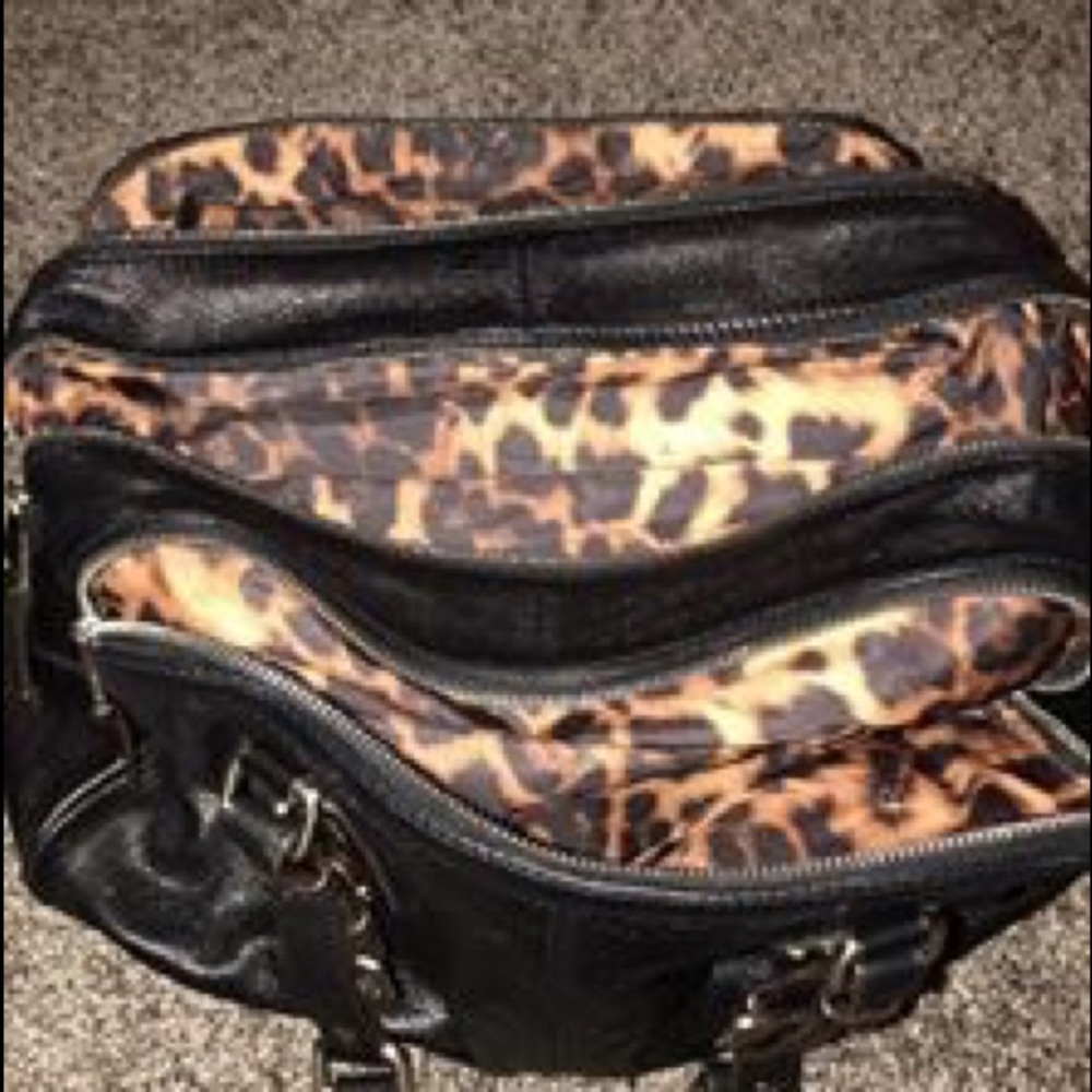 B makowsky leather bag